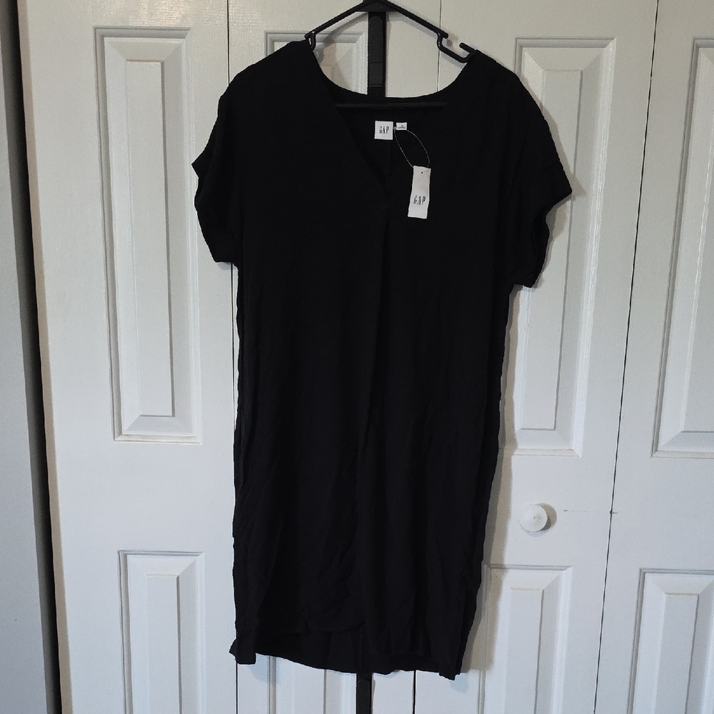 GAP Black Short Sleeve Dress